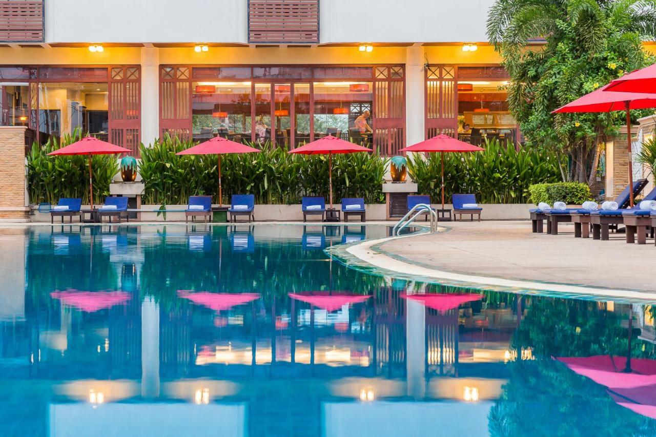 Mountain Beach Resort Pattaya Exterior photo
